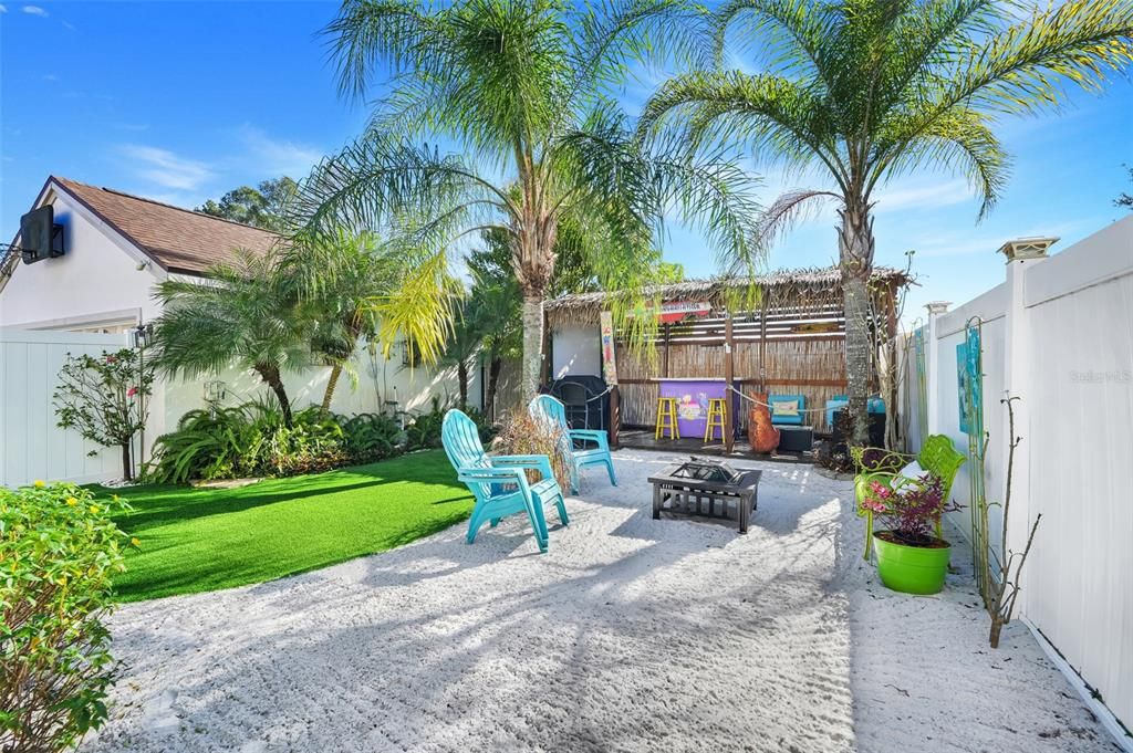 待售: $375,000 (3 贝兹, 2 浴室, 2028 平方英尺)