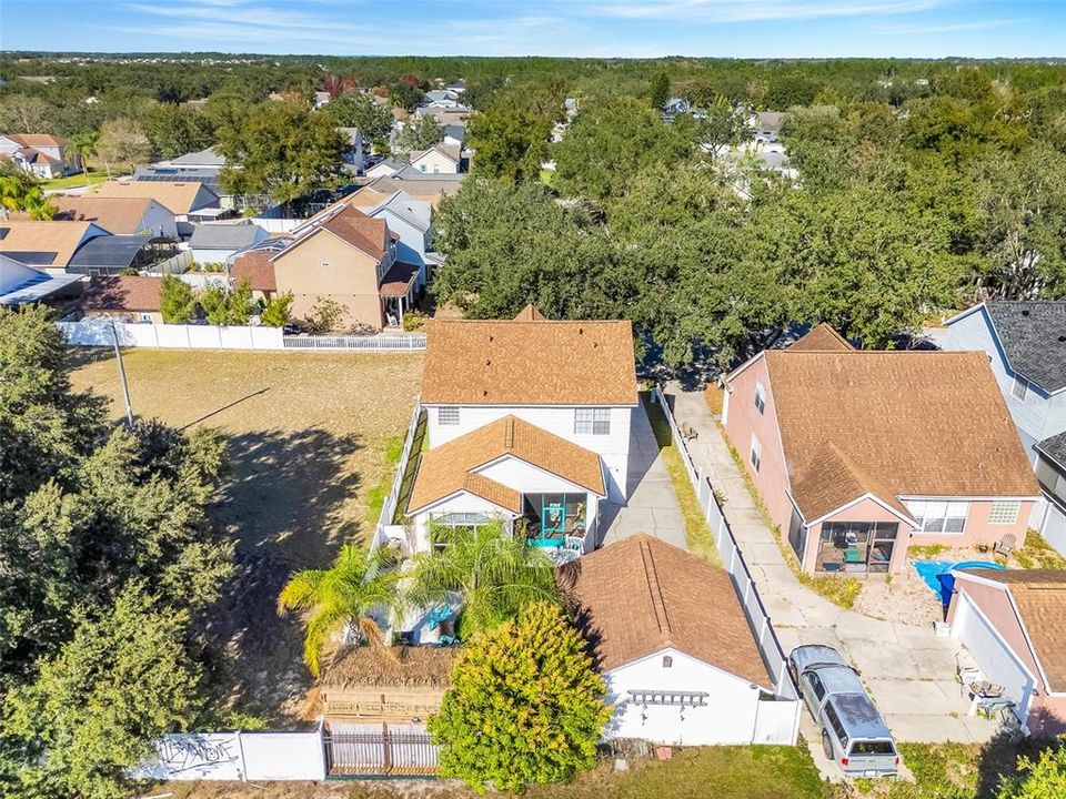 待售: $375,000 (3 贝兹, 2 浴室, 2028 平方英尺)