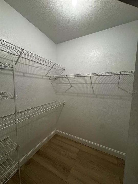 出租: $1,399 (1 贝兹, 1 浴室, 749 平方英尺)