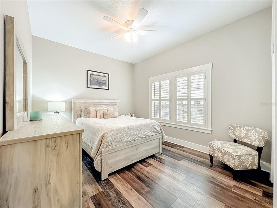 For Sale: $685,000 (4 beds, 2 baths, 1958 Square Feet)