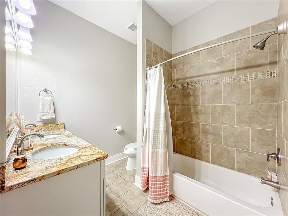 For Sale: $685,000 (4 beds, 2 baths, 1958 Square Feet)