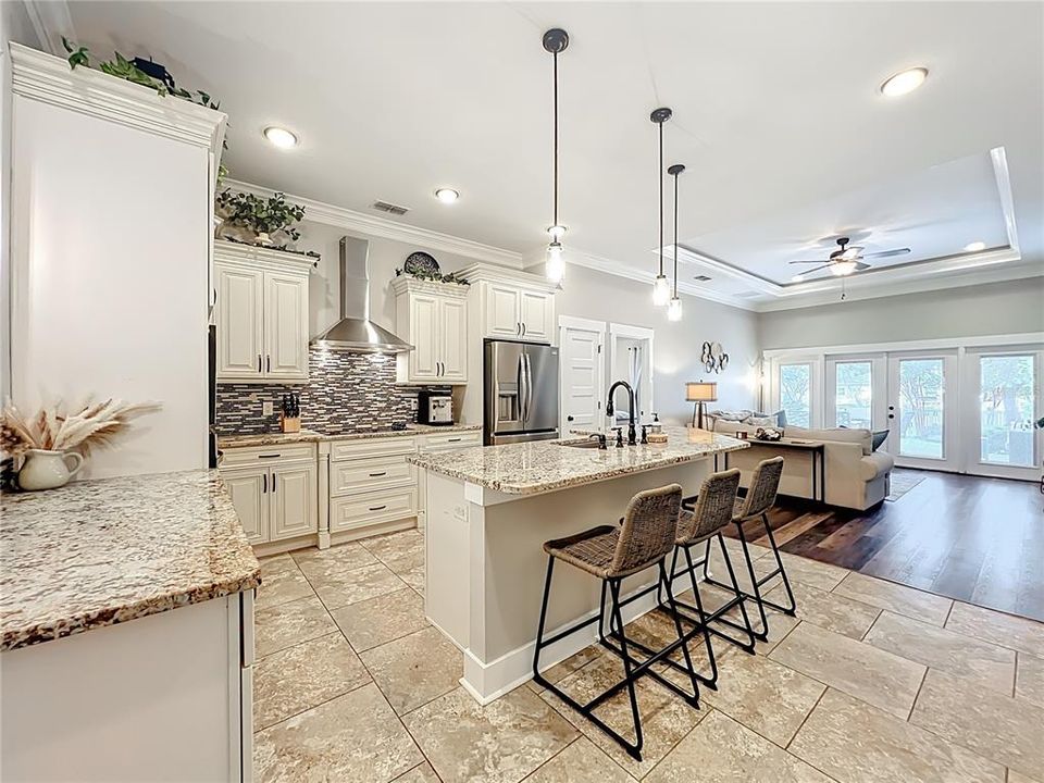 For Sale: $685,000 (4 beds, 2 baths, 1958 Square Feet)