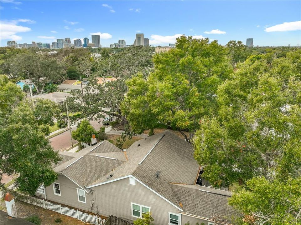 For Sale: $685,000 (4 beds, 2 baths, 1958 Square Feet)