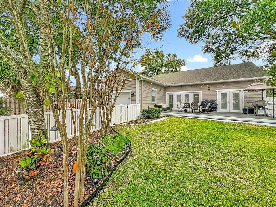 For Sale: $685,000 (4 beds, 2 baths, 1958 Square Feet)