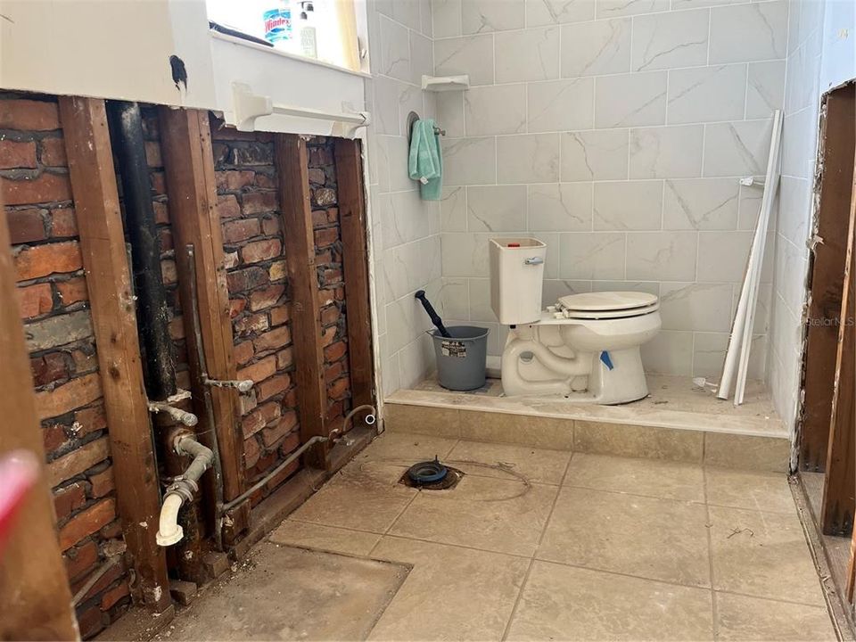 На продажу: $259,000 (1 спален, 1 ванн, 630 Квадратных фут)