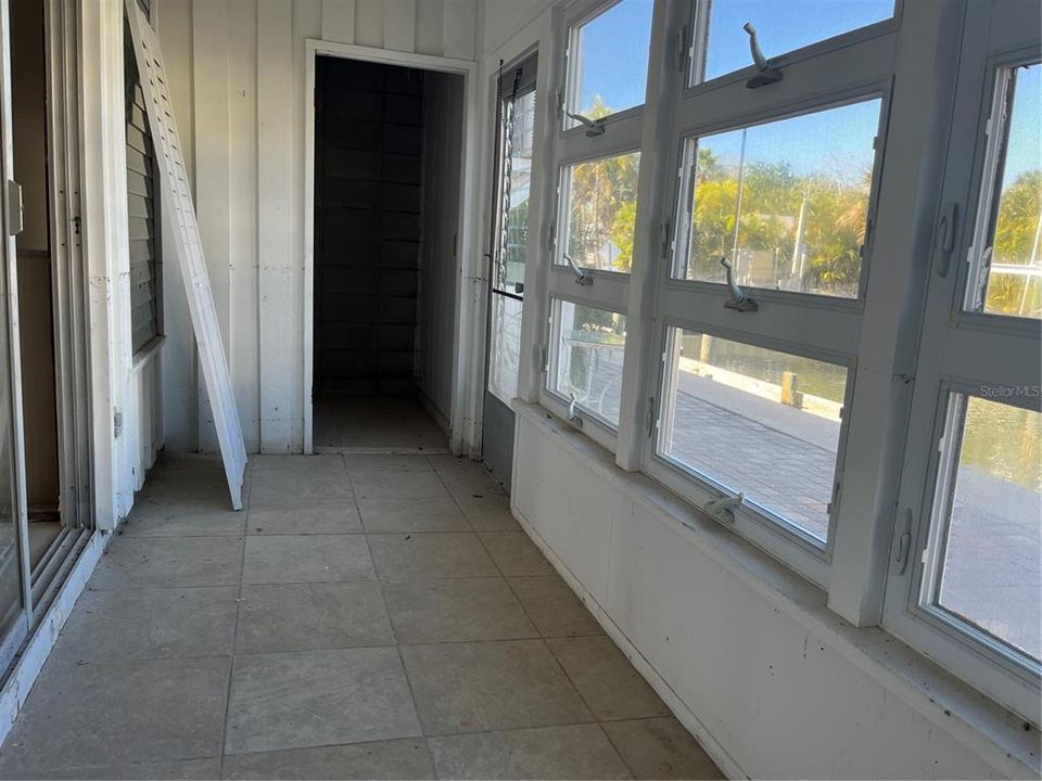 На продажу: $259,000 (1 спален, 1 ванн, 630 Квадратных фут)