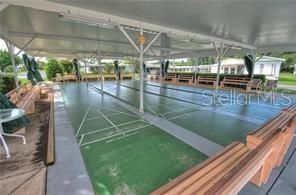 For Sale: $124,000 (2 beds, 1 baths, 722 Square Feet)