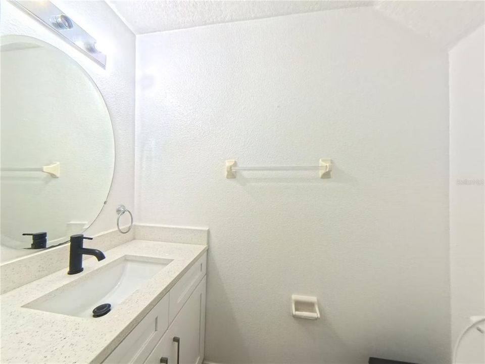 На продажу: $299,900 (3 спален, 2 ванн, 1495 Квадратных фут)