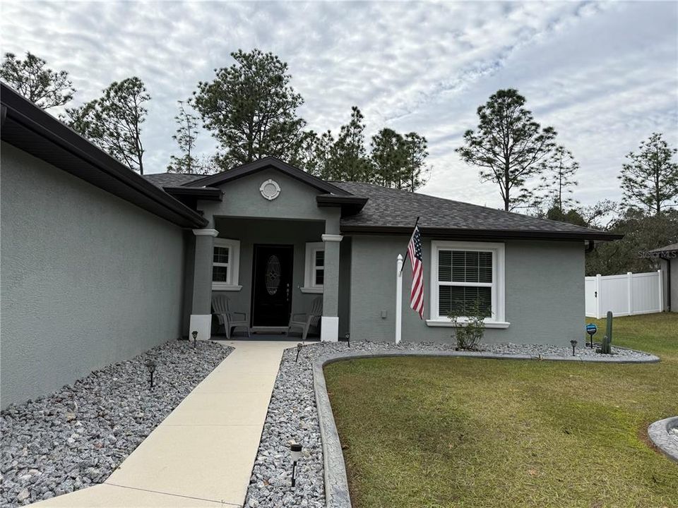 На продажу: $285,000 (3 спален, 2 ванн, 1453 Квадратных фут)