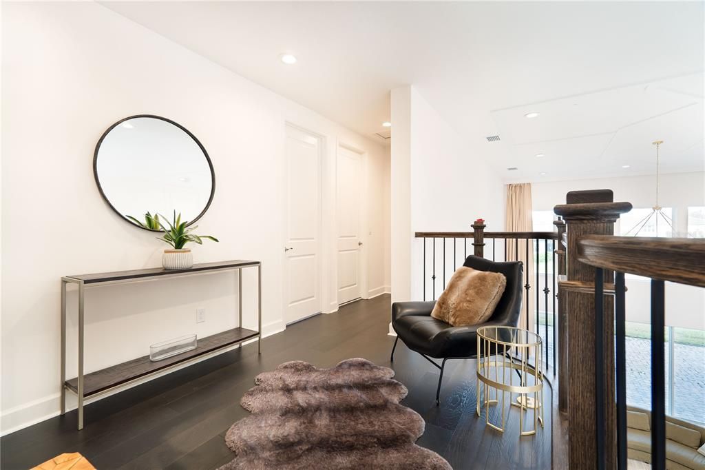 В аренду: $6,150 (5 спален, 5 ванн, 4501 Квадратных фут)