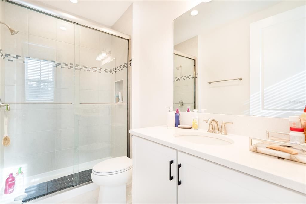 В аренду: $6,150 (5 спален, 5 ванн, 4501 Квадратных фут)