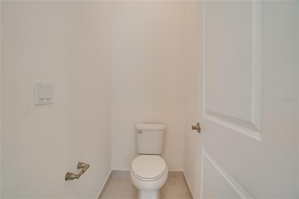 В аренду: $6,150 (5 спален, 5 ванн, 4501 Квадратных фут)