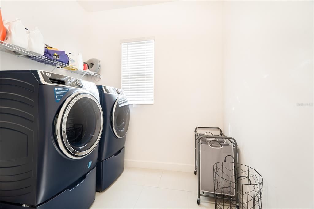 В аренду: $6,150 (5 спален, 5 ванн, 4501 Квадратных фут)