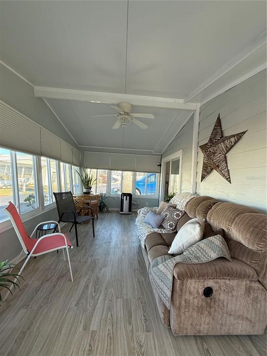 En Venta: $229,900 (2 camas, 2 baños, 1080 Pies cuadrados)