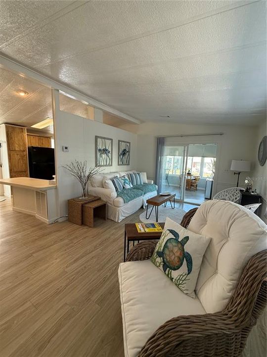 En Venta: $229,900 (2 camas, 2 baños, 1080 Pies cuadrados)