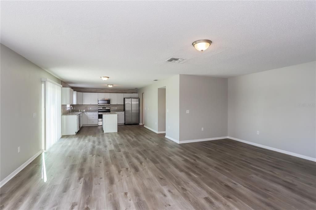 En Renta: $2,650 (4 camas, 3 baños, 3014 Pies cuadrados)