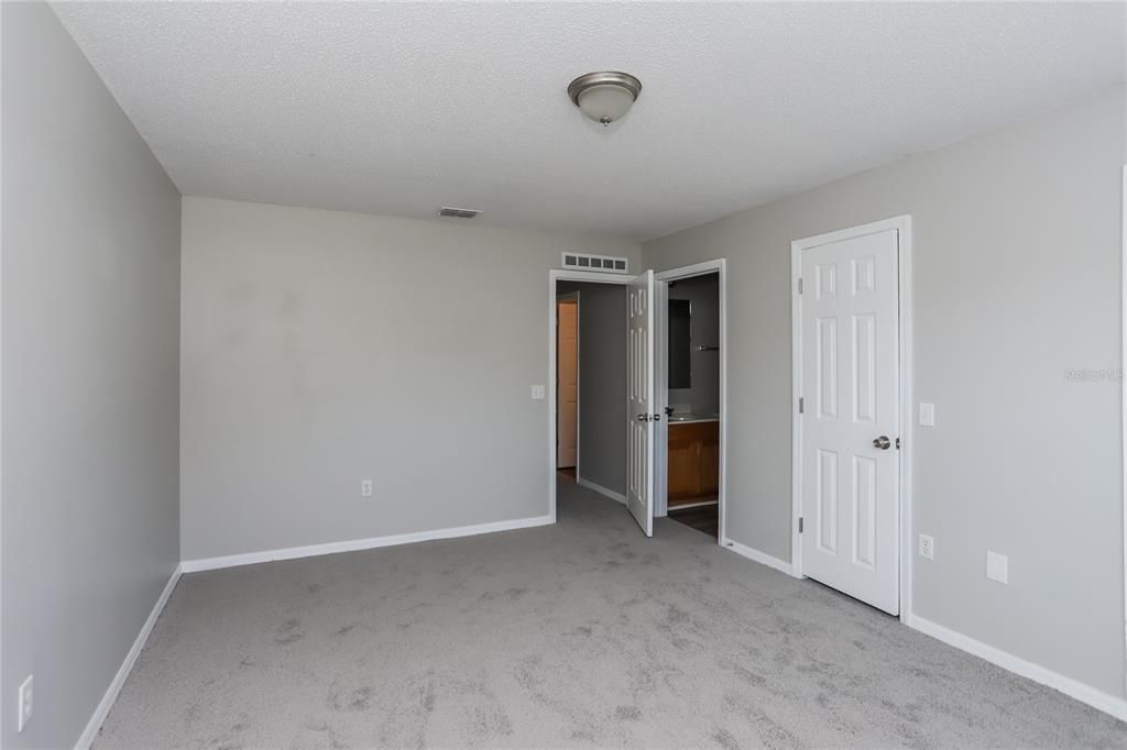 En Renta: $2,650 (4 camas, 3 baños, 3014 Pies cuadrados)