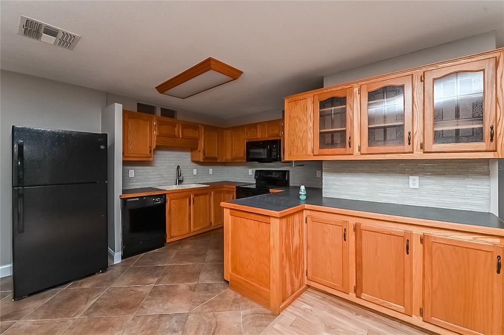 En Renta: $1,995 (3 camas, 2 baños, 1922 Pies cuadrados)