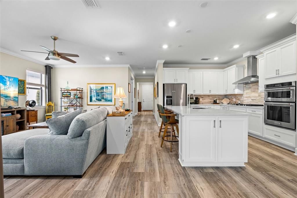 For Sale: $625,000 (2 beds, 2 baths, 1930 Square Feet)