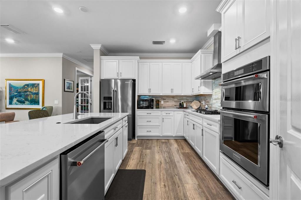 For Sale: $625,000 (2 beds, 2 baths, 1930 Square Feet)