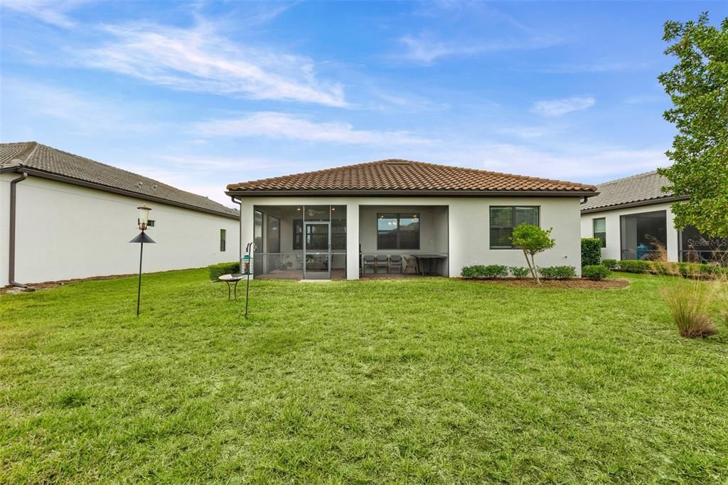 For Sale: $625,000 (2 beds, 2 baths, 1930 Square Feet)