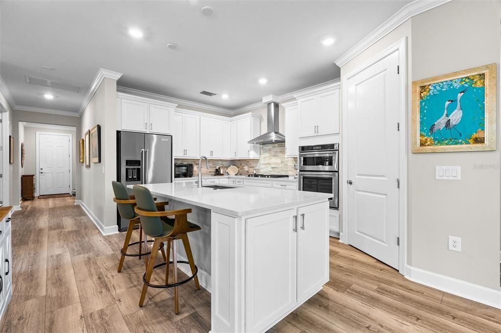 For Sale: $625,000 (2 beds, 2 baths, 1930 Square Feet)