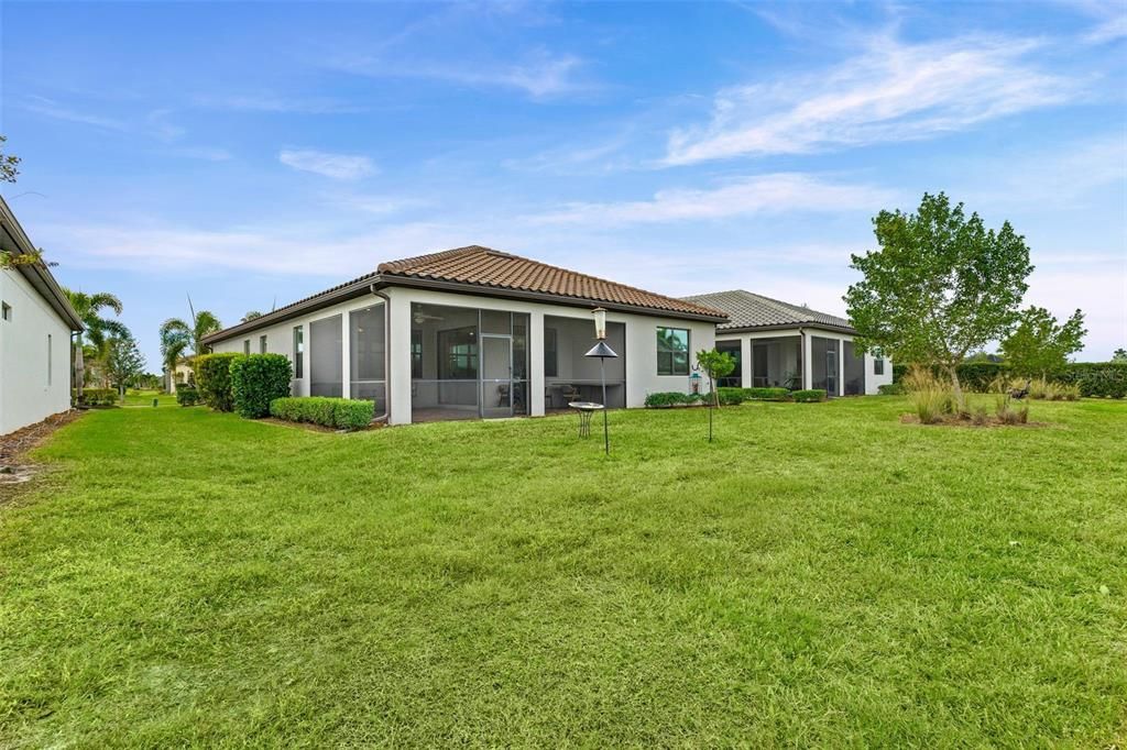 For Sale: $625,000 (2 beds, 2 baths, 1930 Square Feet)