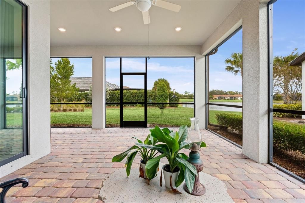 For Sale: $625,000 (2 beds, 2 baths, 1930 Square Feet)