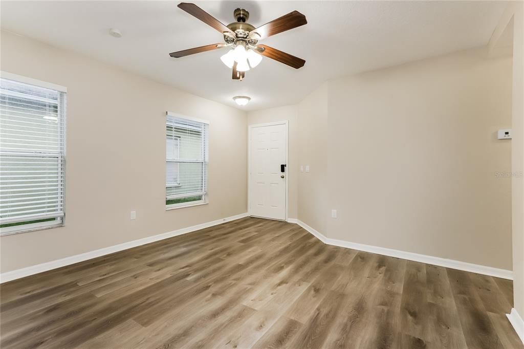 For Rent: $2,150 (3 beds, 2 baths, 1151 Square Feet)