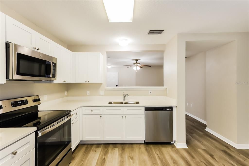 For Rent: $2,150 (3 beds, 2 baths, 1151 Square Feet)