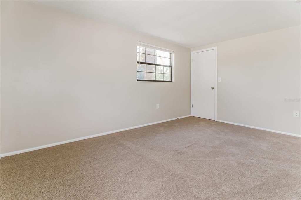 En Renta: $2,000 (3 camas, 2 baños, 1408 Pies cuadrados)