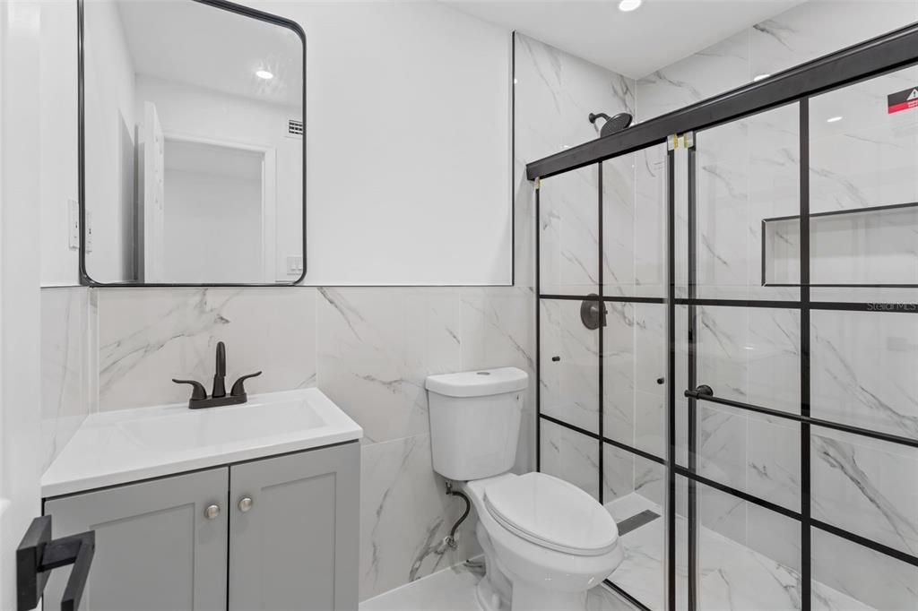 For Sale: $397,900 (4 beds, 2 baths, 1566 Square Feet)