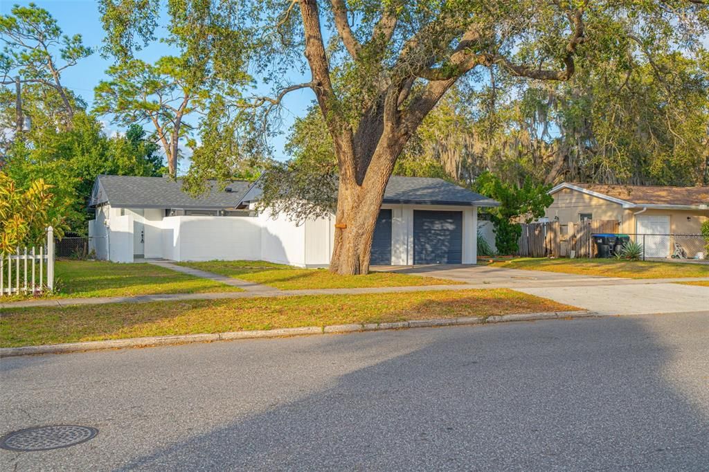 For Sale: $397,900 (4 beds, 2 baths, 1566 Square Feet)