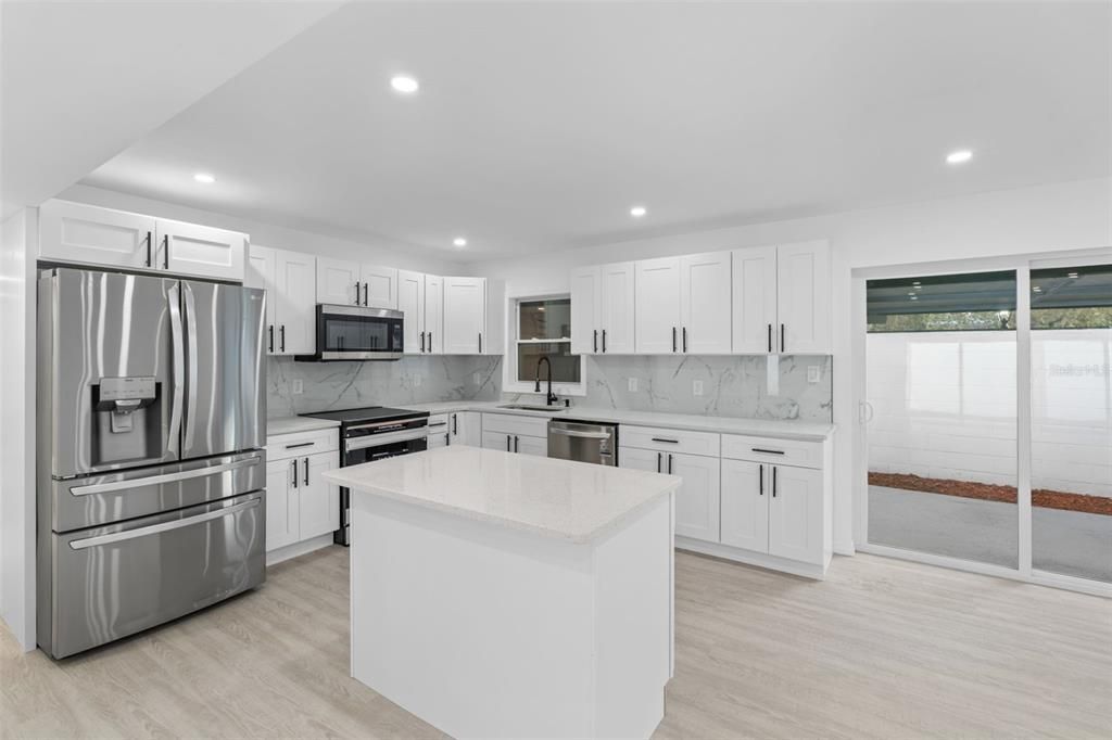 For Sale: $397,900 (4 beds, 2 baths, 1566 Square Feet)