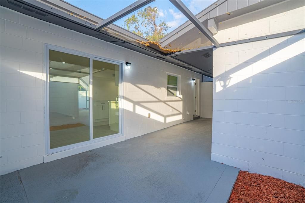 For Sale: $397,900 (4 beds, 2 baths, 1566 Square Feet)