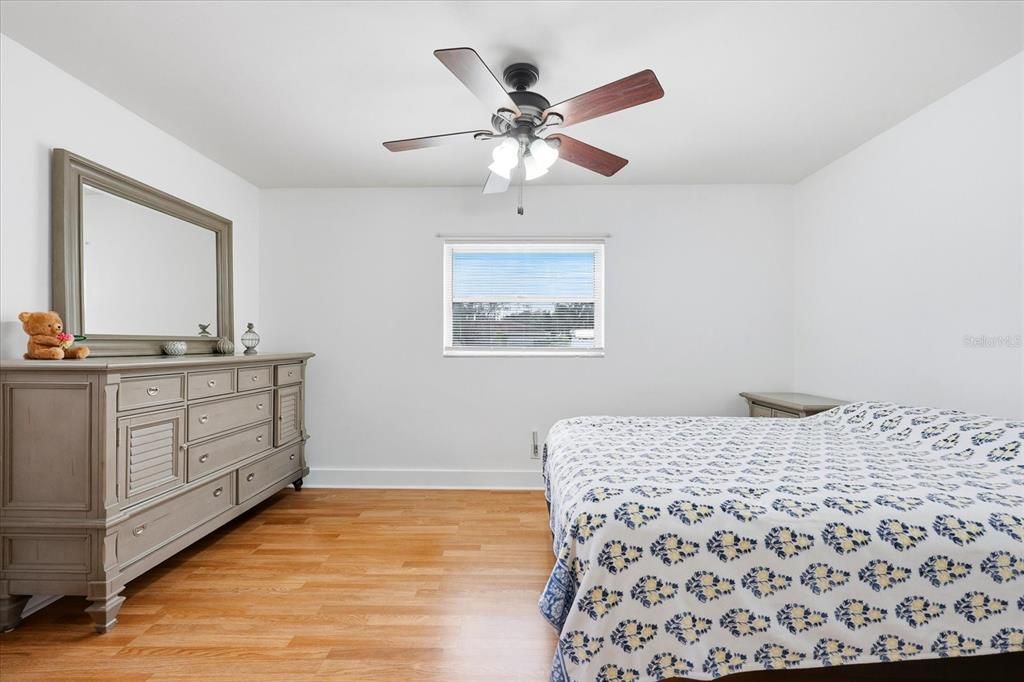 En Venta: $390,000 (3 camas, 1 baños, 1030 Pies cuadrados)