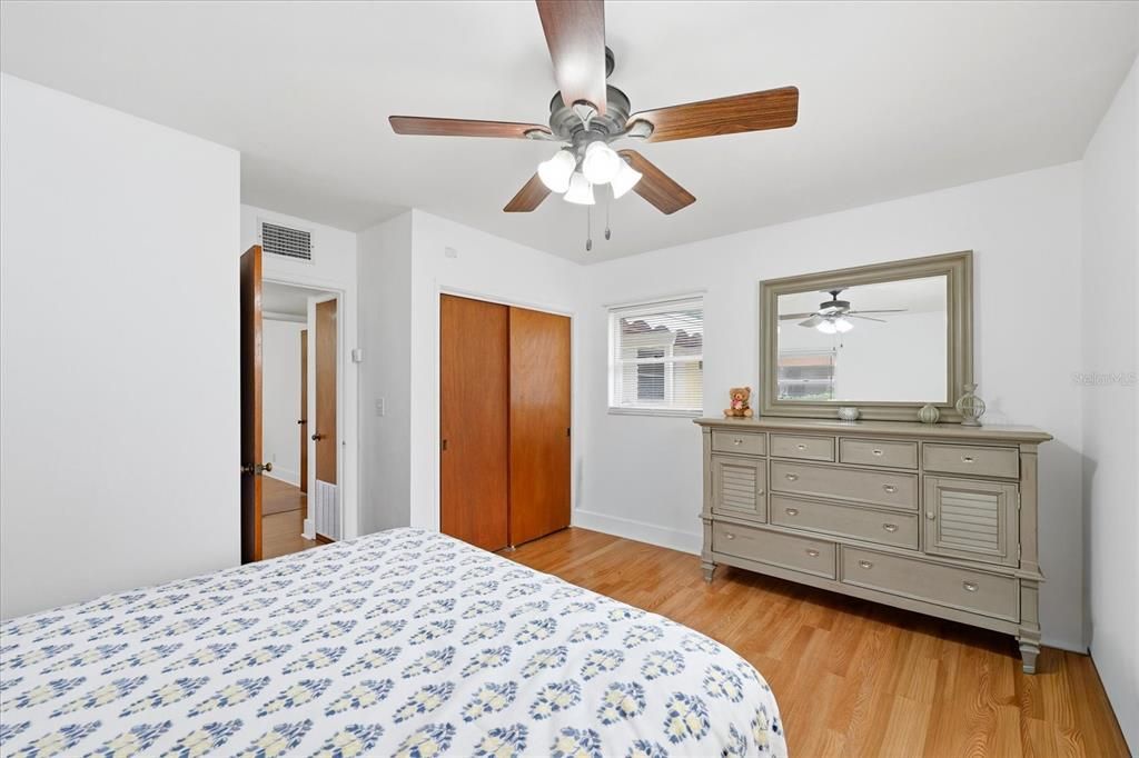 En Venta: $390,000 (3 camas, 1 baños, 1030 Pies cuadrados)