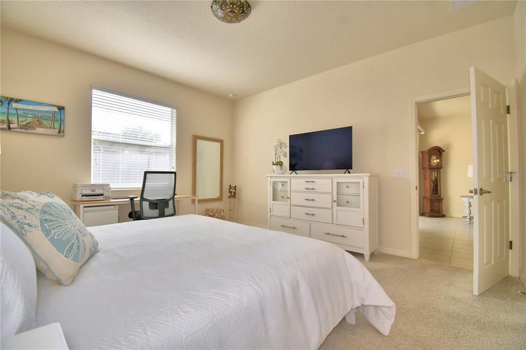 待售: $225,000 (2 贝兹, 2 浴室, 1164 平方英尺)