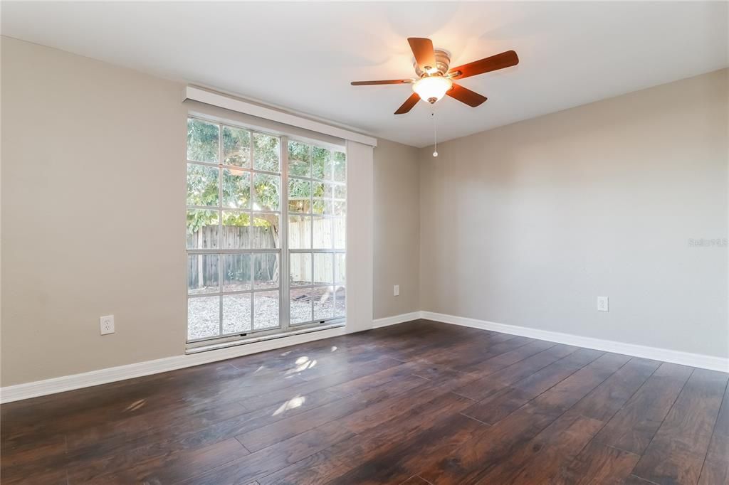 В аренду: $2,170 (3 спален, 2 ванн, 1783 Квадратных фут)