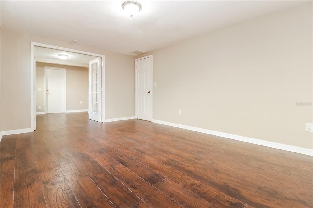 В аренду: $2,170 (3 спален, 2 ванн, 1783 Квадратных фут)