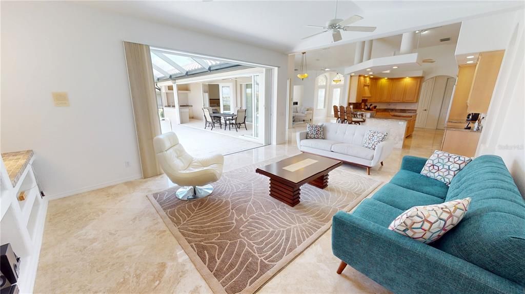 出租: $6,900 (4 贝兹, 3 浴室, 3249 平方英尺)