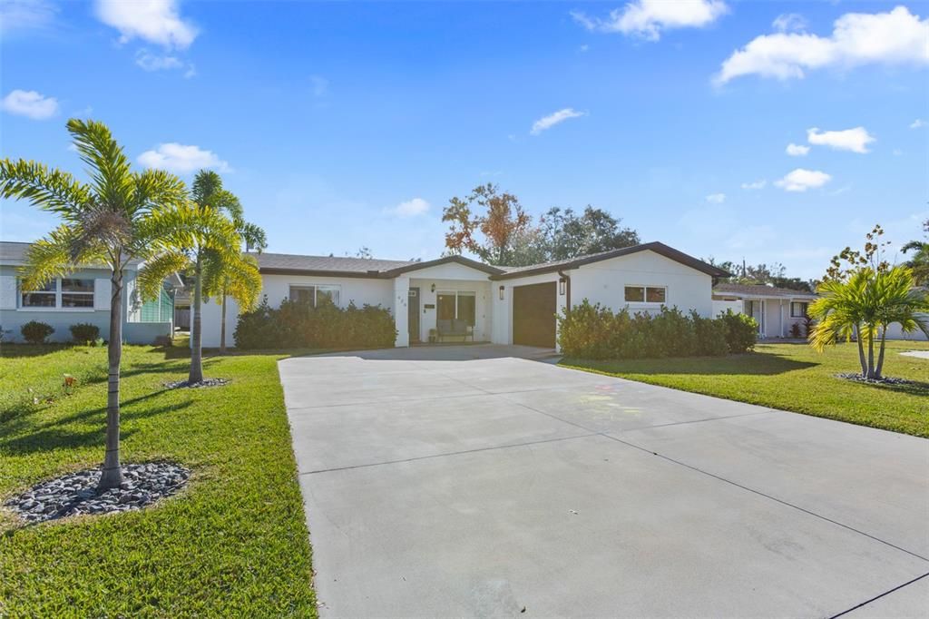 待售: $574,000 (3 贝兹, 2 浴室, 1506 平方英尺)