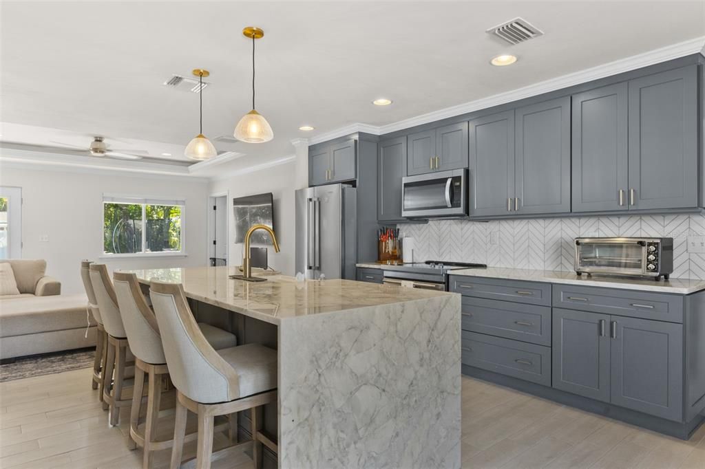 待售: $574,000 (3 贝兹, 2 浴室, 1506 平方英尺)