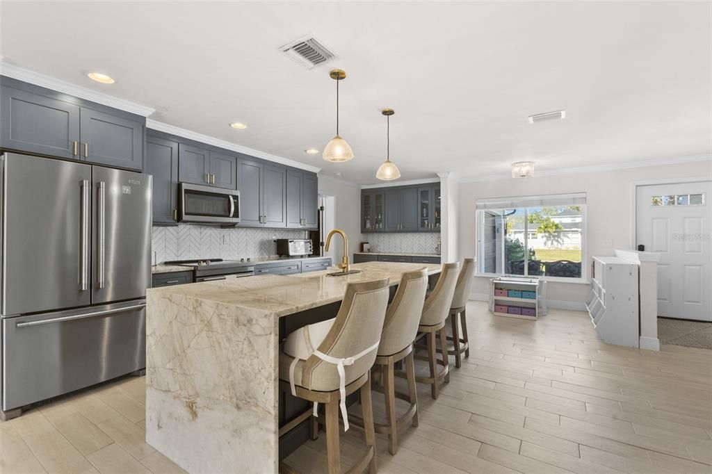 待售: $574,000 (3 贝兹, 2 浴室, 1506 平方英尺)