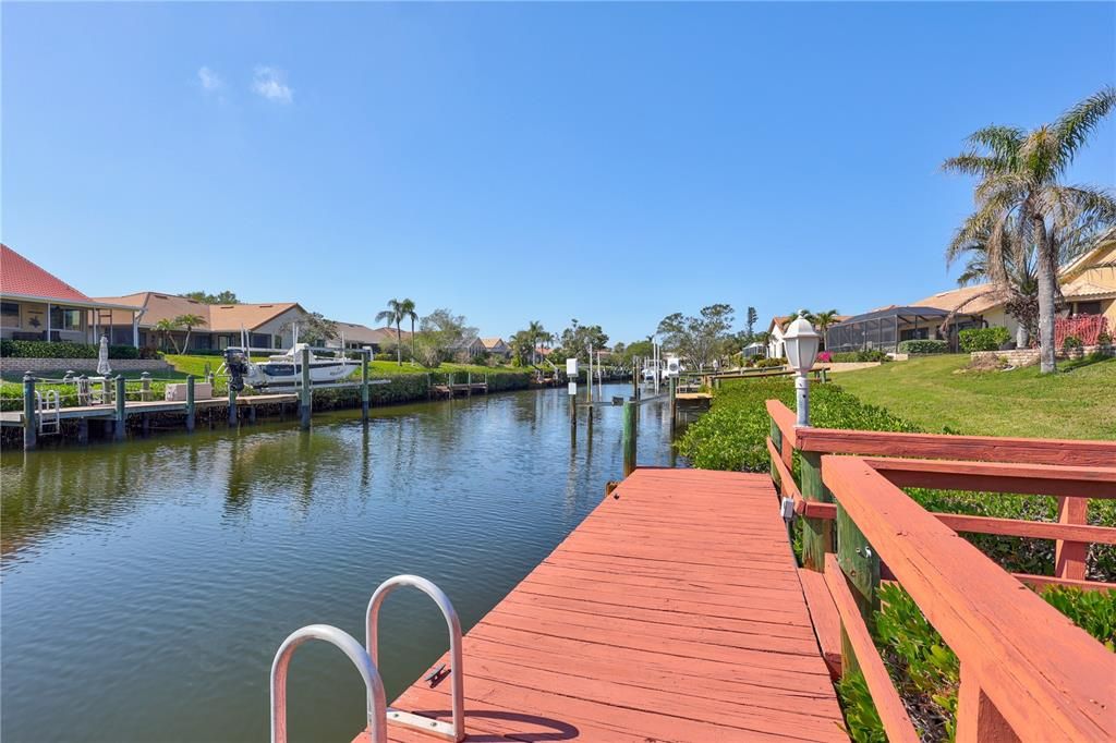 En Venta: $699,000 (3 camas, 2 baños, 2001 Pies cuadrados)