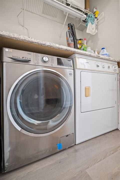 For Sale: $249,900 (2 beds, 2 baths, 1020 Square Feet)