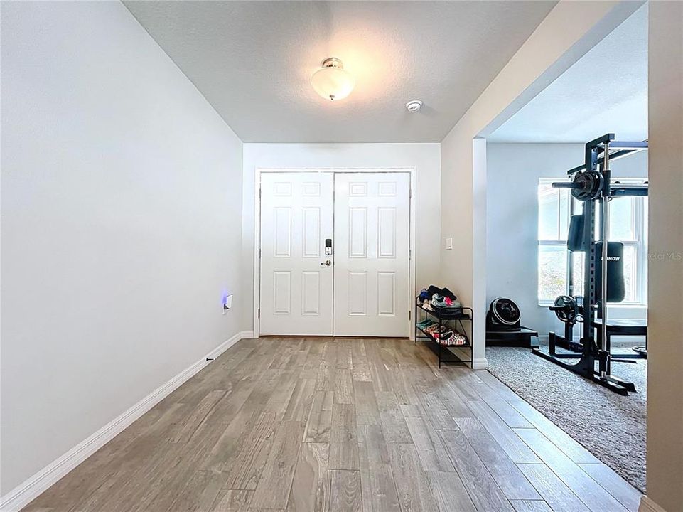 For Sale: $379,000 (3 beds, 2 baths, 1850 Square Feet)
