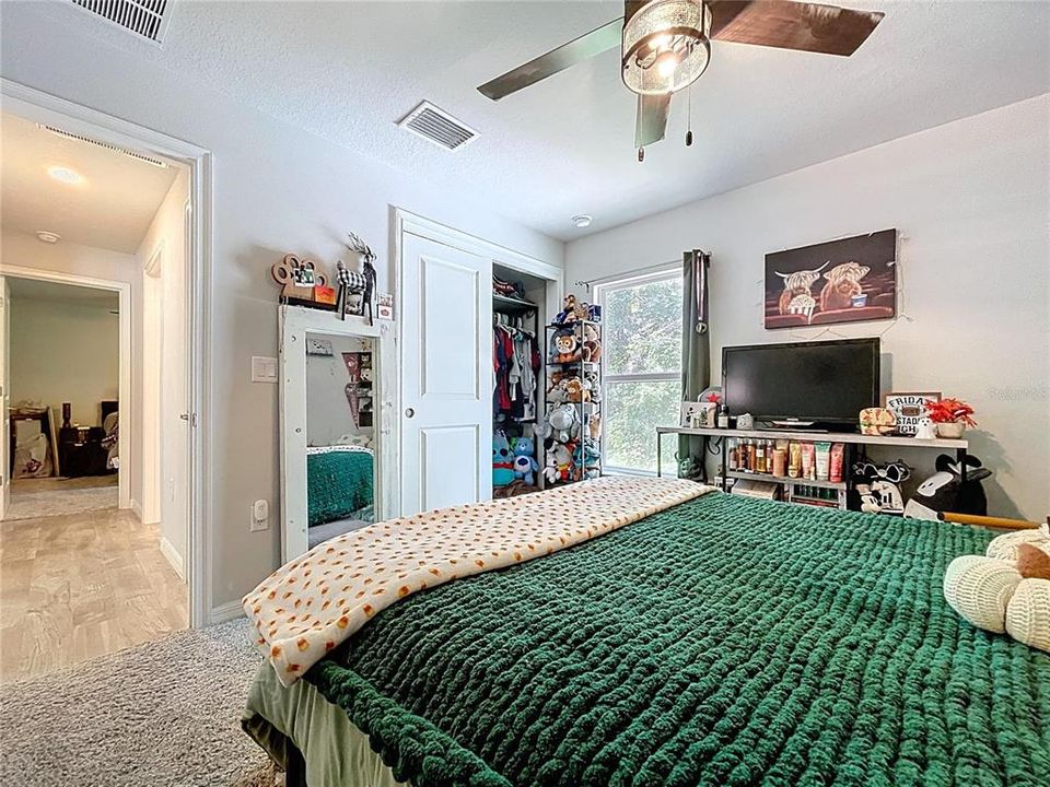 For Sale: $379,000 (3 beds, 2 baths, 1850 Square Feet)