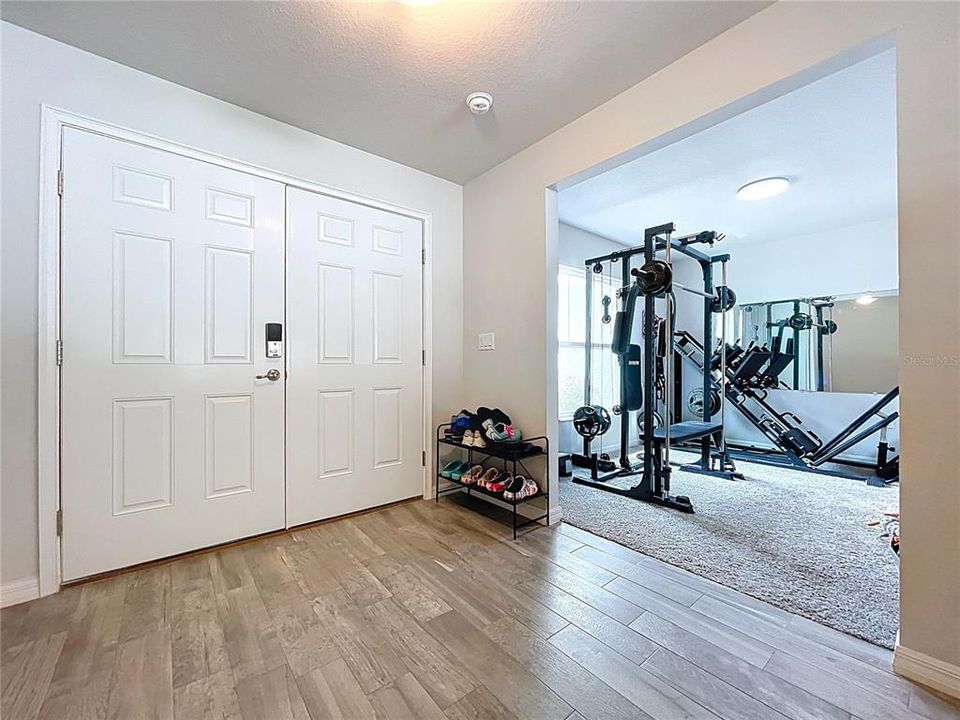 For Sale: $379,000 (3 beds, 2 baths, 1850 Square Feet)