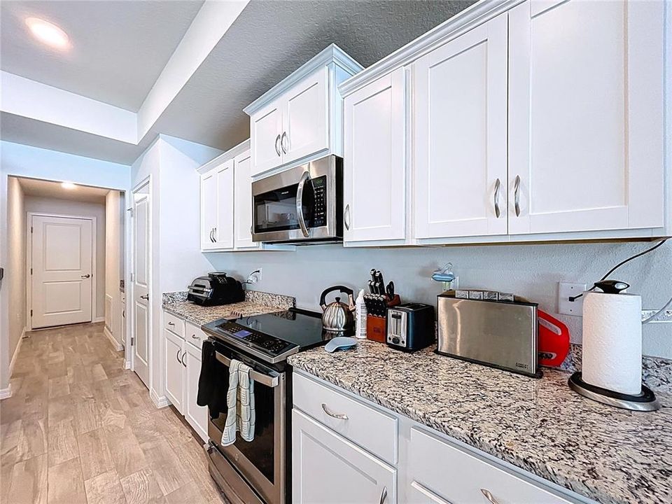 For Sale: $379,000 (3 beds, 2 baths, 1850 Square Feet)